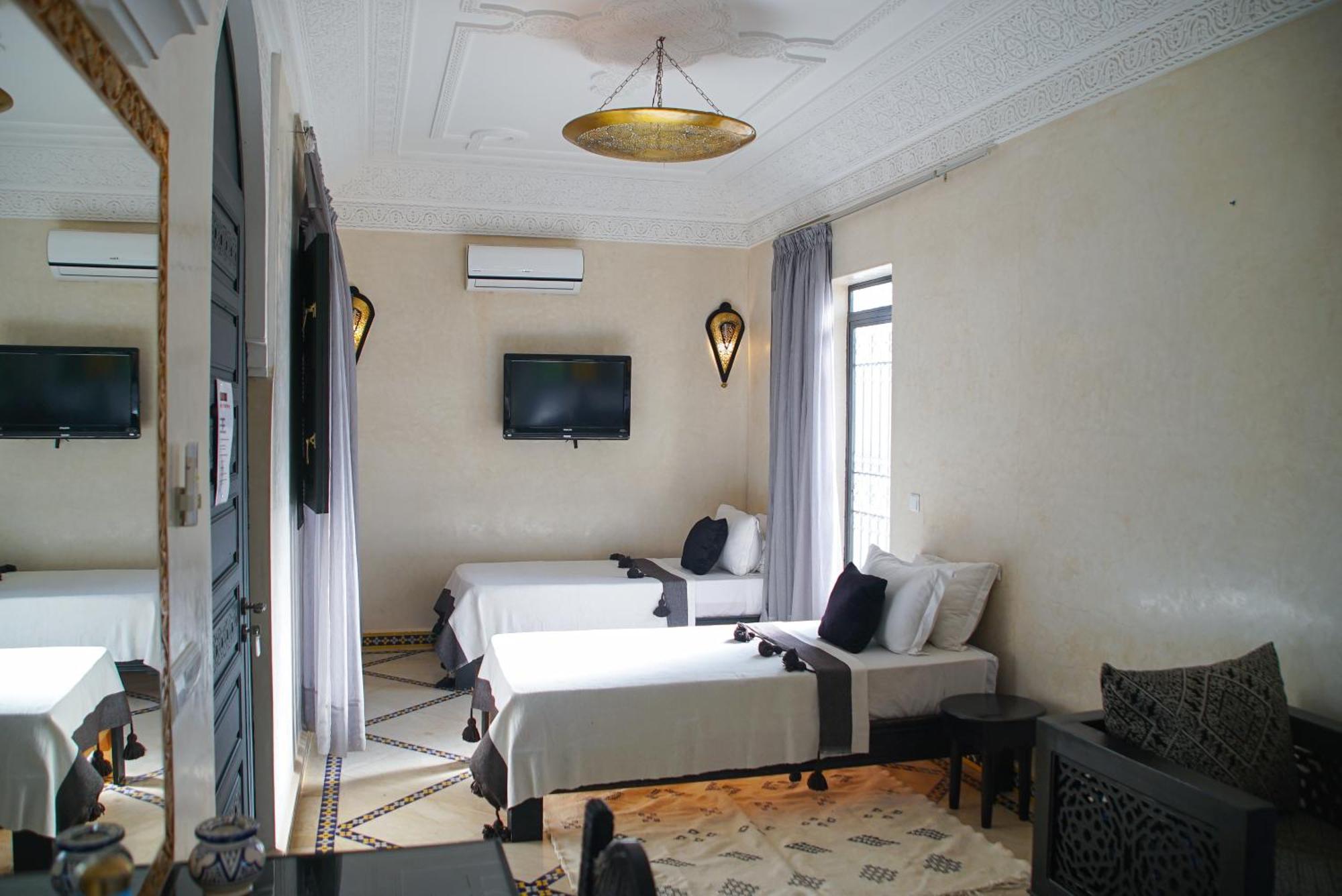 Villa Atika Maison D'Hotes & Spa Ouled Bouzid Exterior photo
